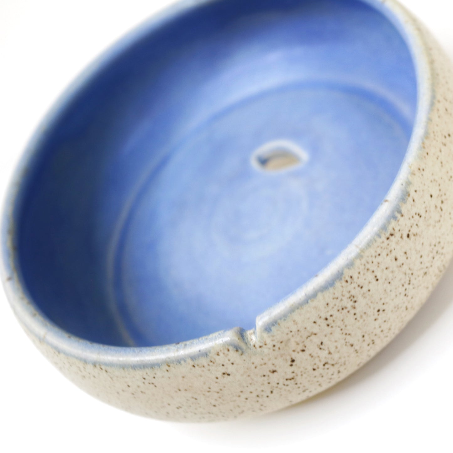 Emptiness Pot Almond/Blue
