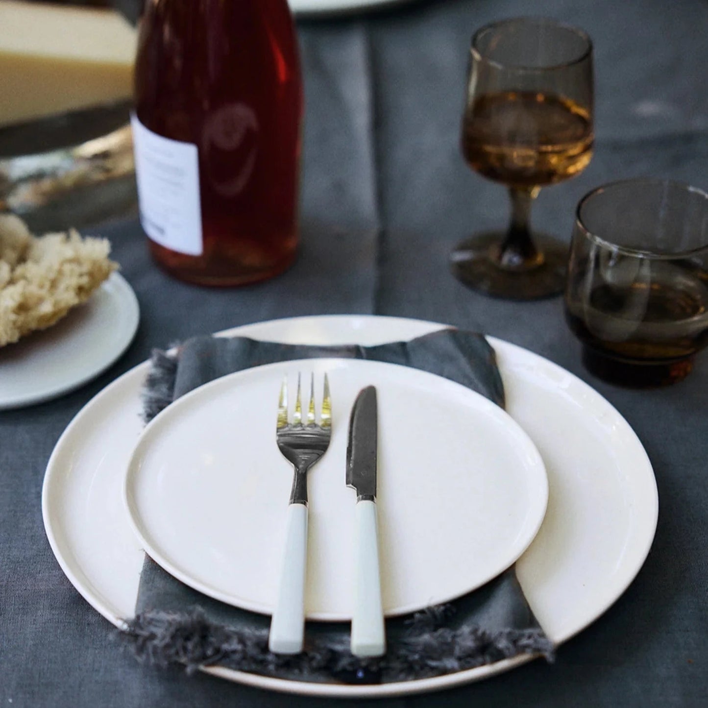 Large Slim Plate - White (Set of 4)