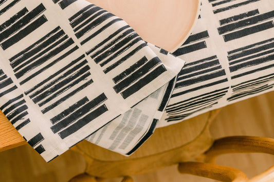 Marguerite in Indigo Tablecloth