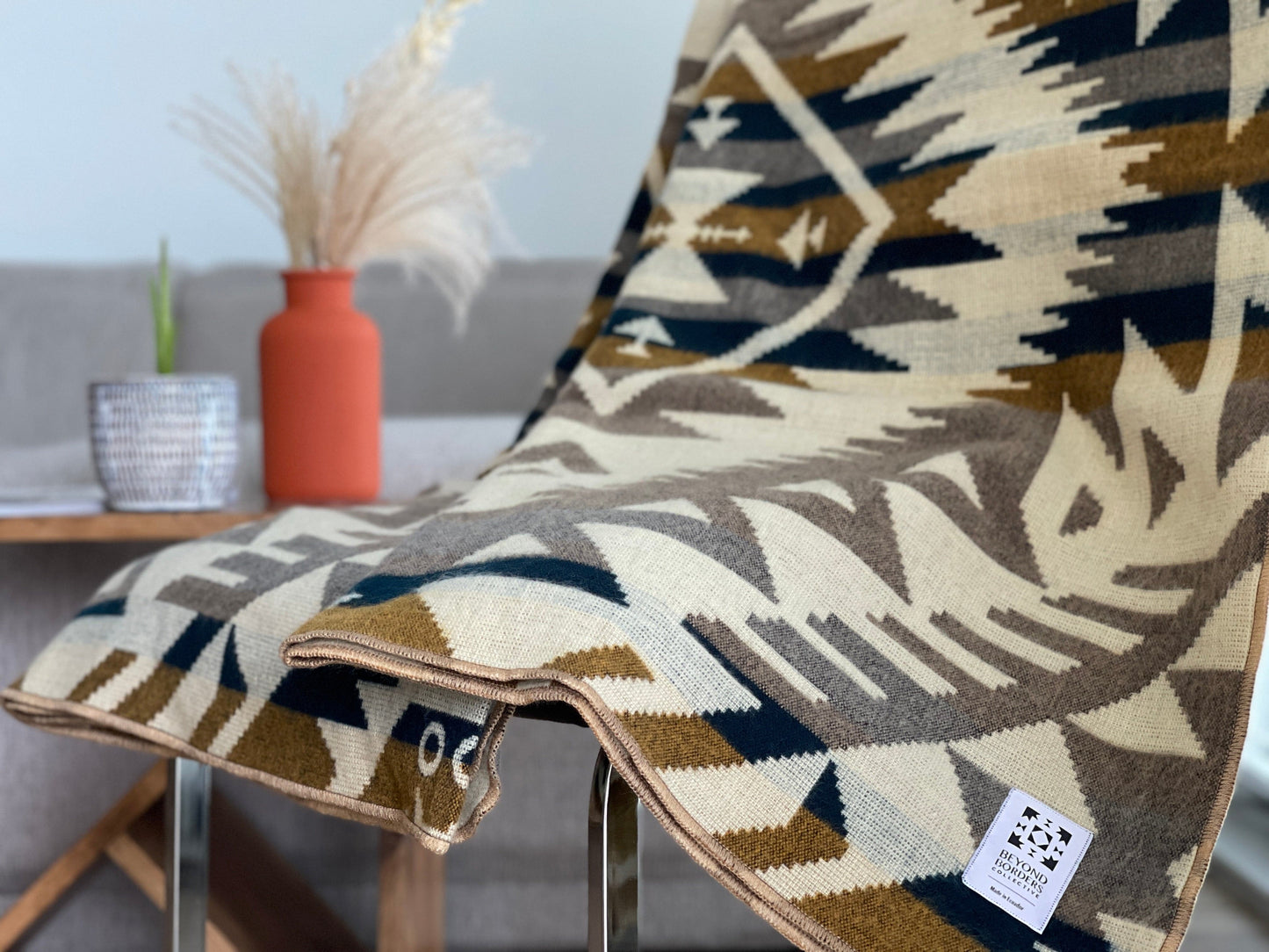 Canoa Blanket - Taupe Earth