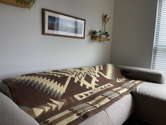 Loja Blanket - Light Mahogany