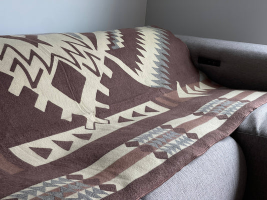 Loja Blanket - Light Mahogany